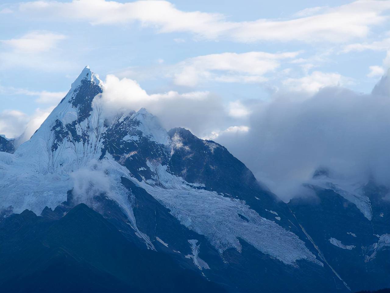 一生必去|世界上有一种浪漫,叫做香格里拉_石卡雪山