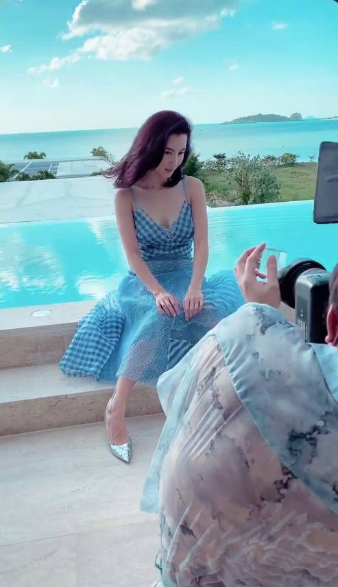 凹造型拍照 2d6ef57440a54a8ca39f3fc55b33d9de.jpeg