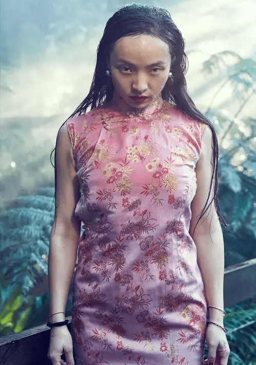 时代|《双探》曾美慧孜，靠脸时代逆流而行，从丑小鸭到金像奖天后