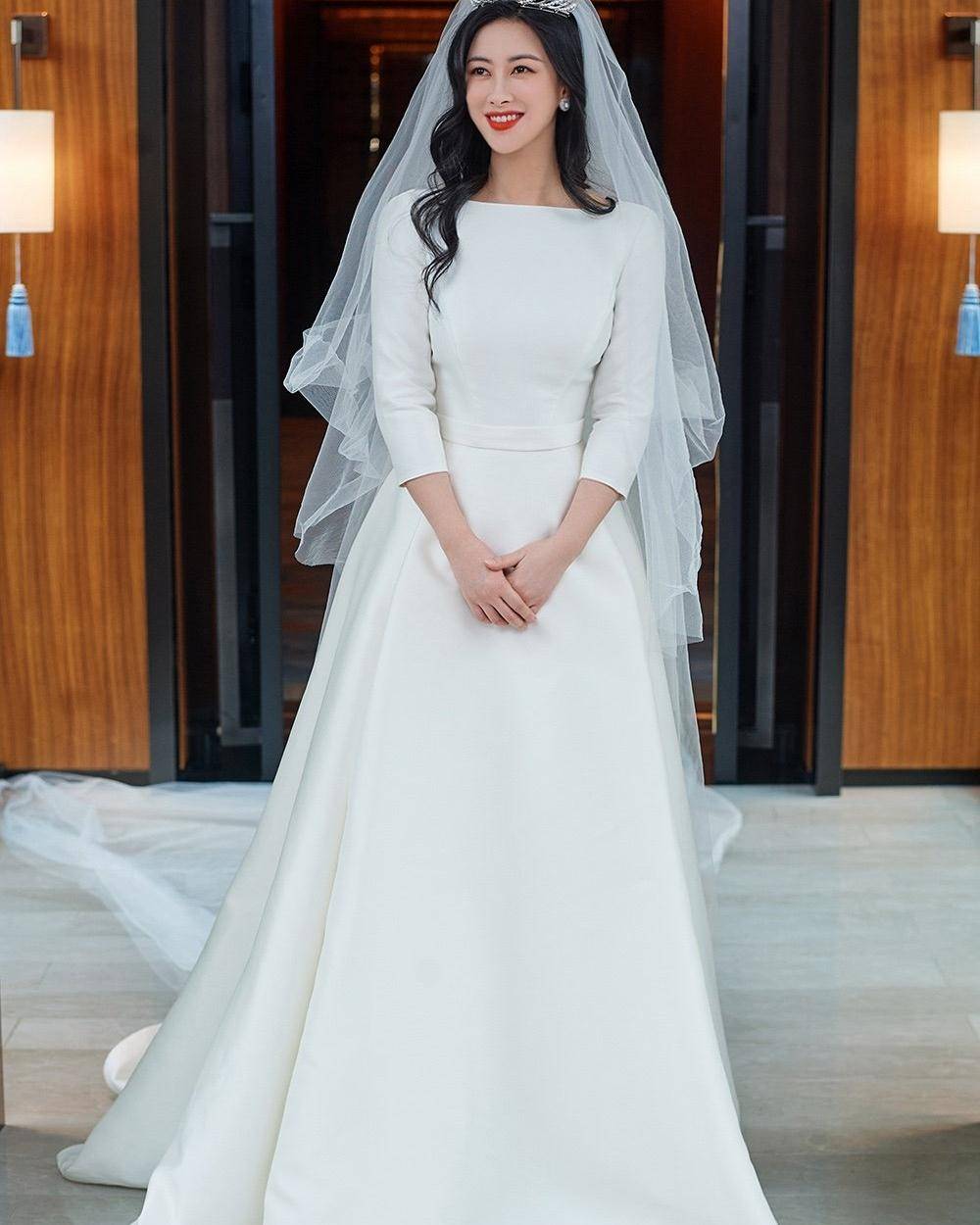 新娘|这18位女星的婚纱照太美了，都说女人最美是出嫁时，果然诚不欺我