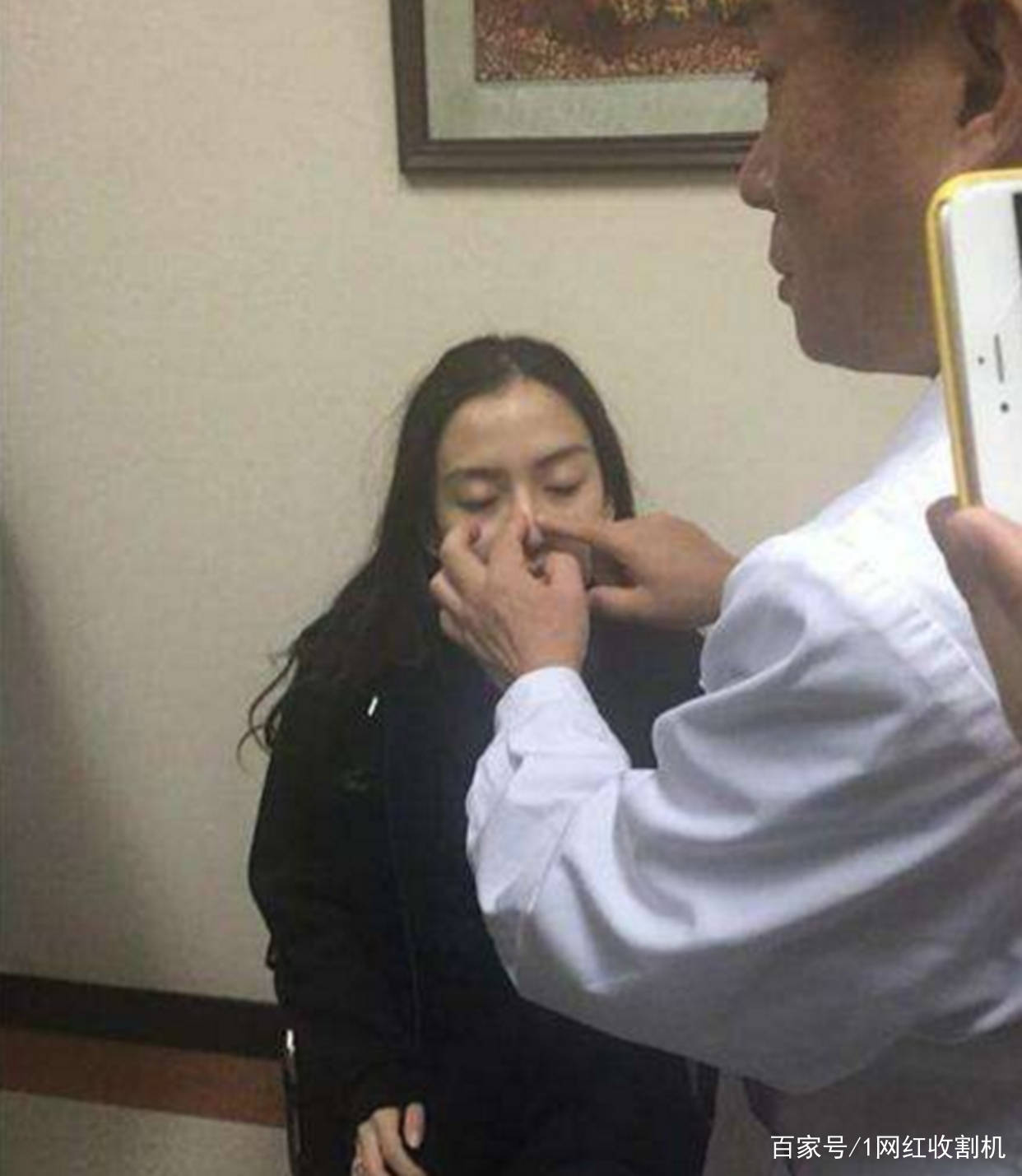 隆穹|太尴尬了!盘点8位明星“改头换面”后车祸现场,都是灾难(下)