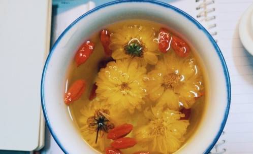 症状|肝硬化越来越多！医生：肝硬化到肝癌，身体会给3次机会，要珍惜