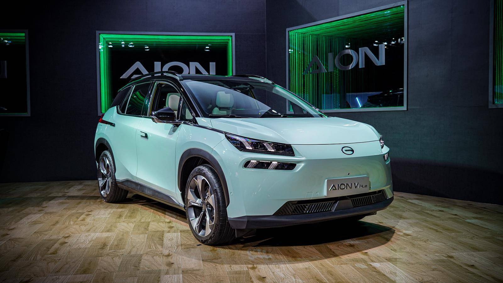 大空间更智能续航超过700km试驾广汽埃安aionvplus