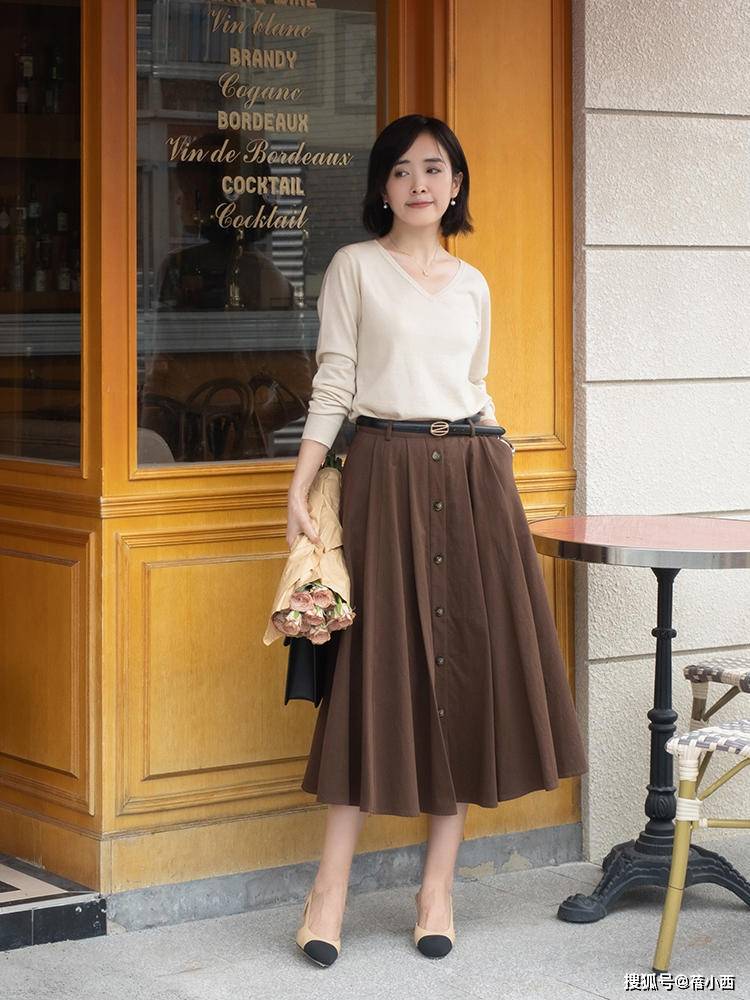 材质|讲真，早秋穿半身裙的你，简直好看、精致、优雅极了！