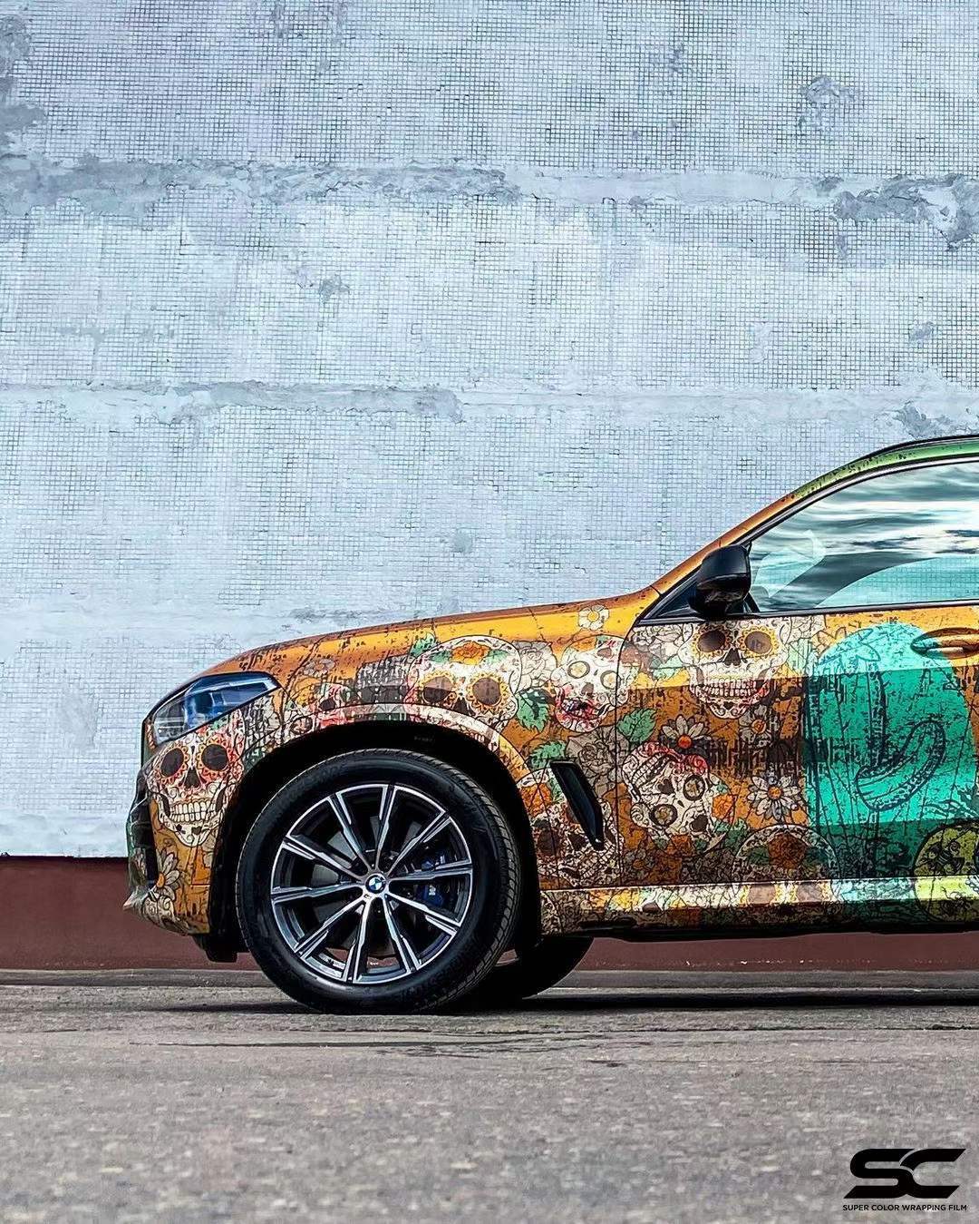宝马x5汽车贴膜sc改色膜私人订制彩绘