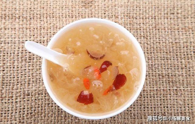 银耳怎么泡法 08e6666d88a3438e9da19659eba6d773.jpeg