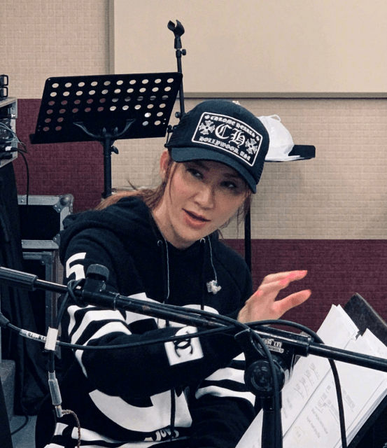 脸蛋|李玟就算不化浓妆也有优势，伪素颜的脸蛋，感觉很有学生感