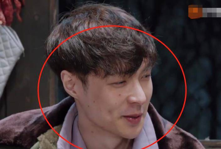 要求|《向往5》导演要求嘉宾素颜，张艺兴还真不化妆，偶像包袱都没了