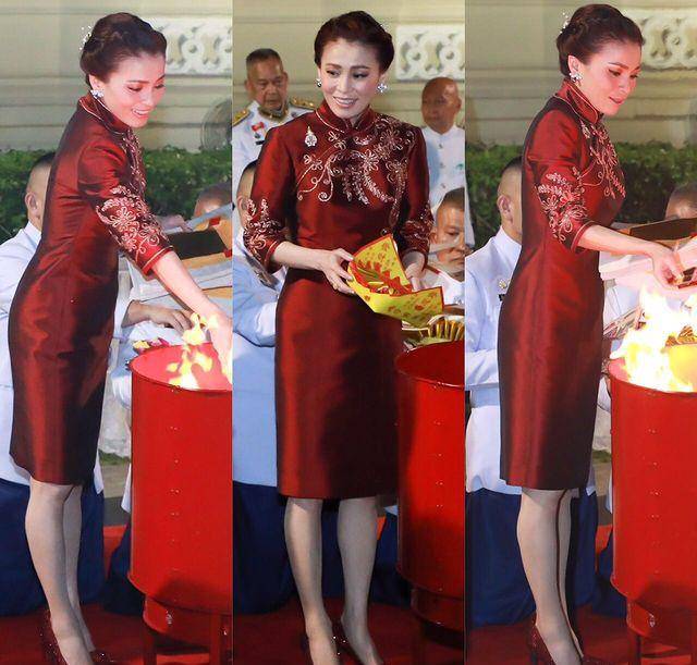 曲线|苏提达王后穿红裙亮相，身材胖了好多，侧面看有小肚腩了