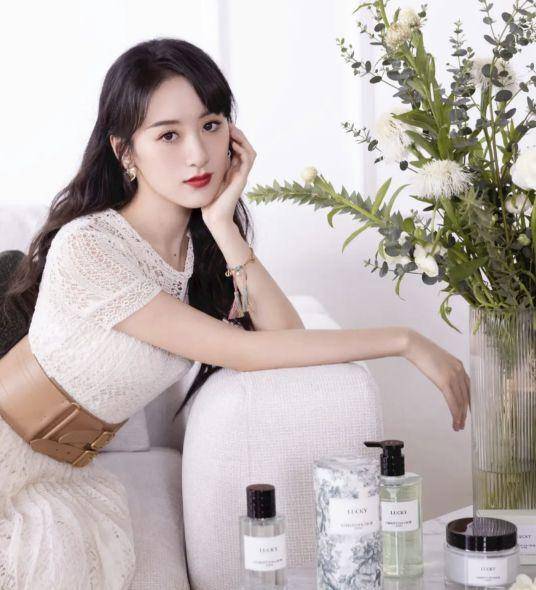 小豹|慧雯松韵李凯馨，谁是最美“包子脸”？