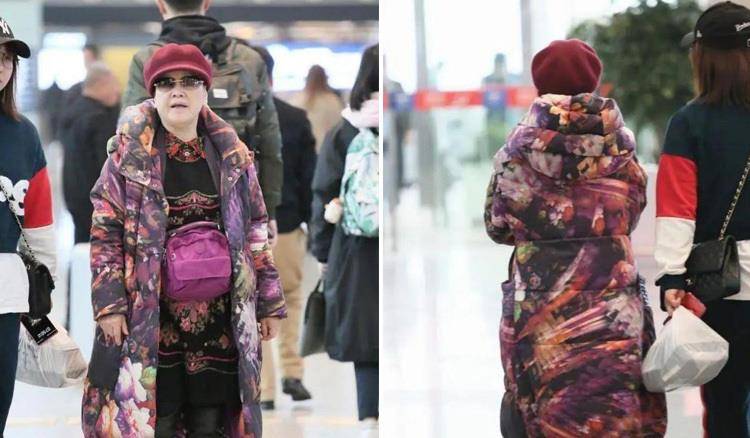 李谷一|李谷一罕见近照发福，妆容精致一脸富态，穿豹纹跷二郎腿气场足