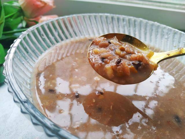 天气|寒露后天气转冷，早餐不能含糊，这粥营养又滋补，家人常吃更受益