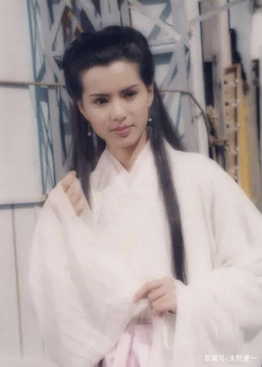 鹅蛋脸|星星眼，鹅蛋脸，古装美女我只服这7位，看她们是如何惊艳四座的