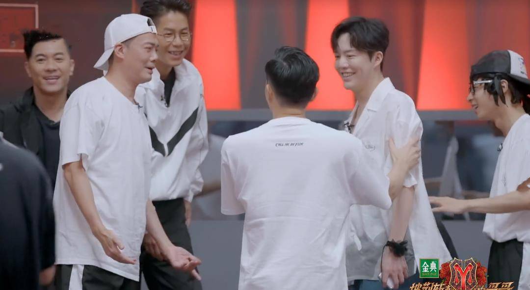 张晋|看了哥哥们分组后的练习，李云迪三公被淘汰不冤