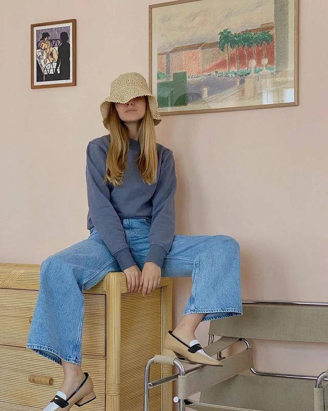 整体|打败小白鞋成为今秋“最百搭鞋”，有关它的7Days搭配送给你