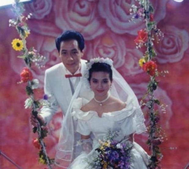 冯远征|搭档梅婷走红，娶大8岁二婚妻子的冯远征，无儿无女却恩爱27年