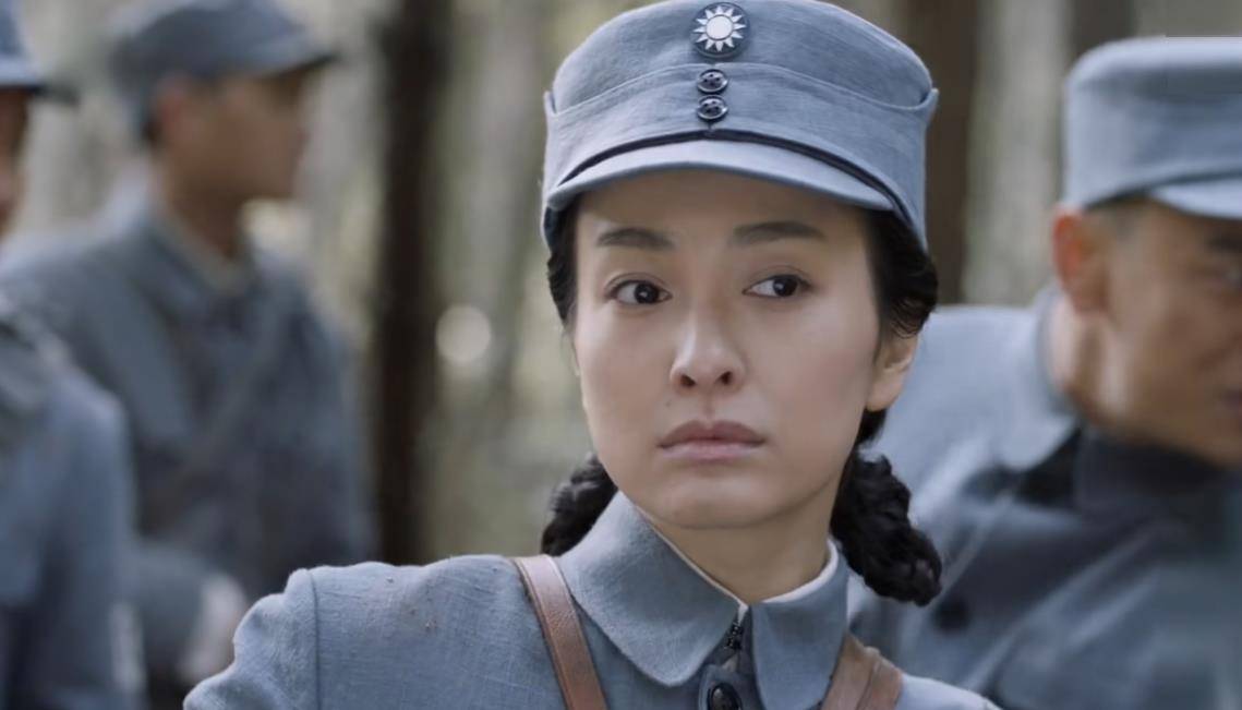 发型|抹发胶抽雪茄,《亮剑3》变偶像养成,人民日报也看不下去了