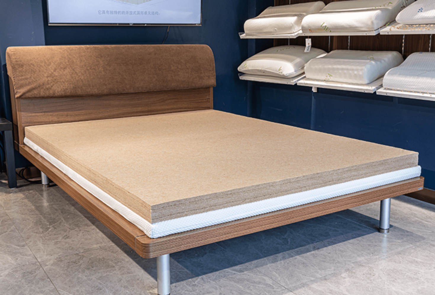 失眠湿气重 苏老伯黄麻床垫有实用