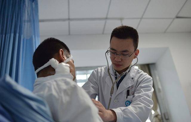 症状|我们常喝的“1种水”，可能是加速肾衰竭“元凶”，你还在喝吗