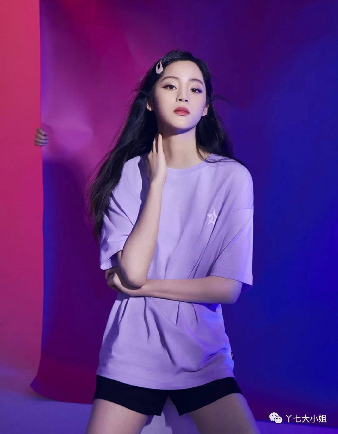 丁香紫|今天秋冬,一定要pick这两个颜色:丁香紫+市区褐