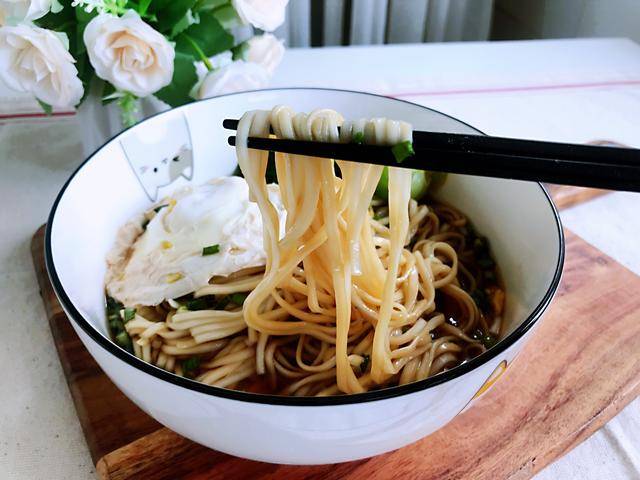 做法|开学早餐不用愁，聪明的妈妈这样做，高效省时，爽口不油腻，好吃