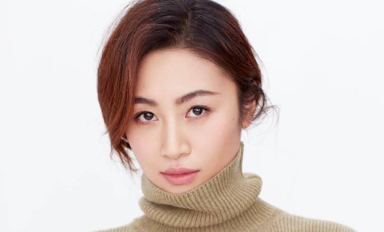 喜剧|她是张小斐的死对头，拥有高颜值大长腿，还是一位时尚咖