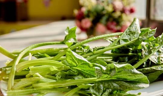 毒素|出现肾结石,身上会有哪些表现?哪些坏习惯最招肾结石?要重视