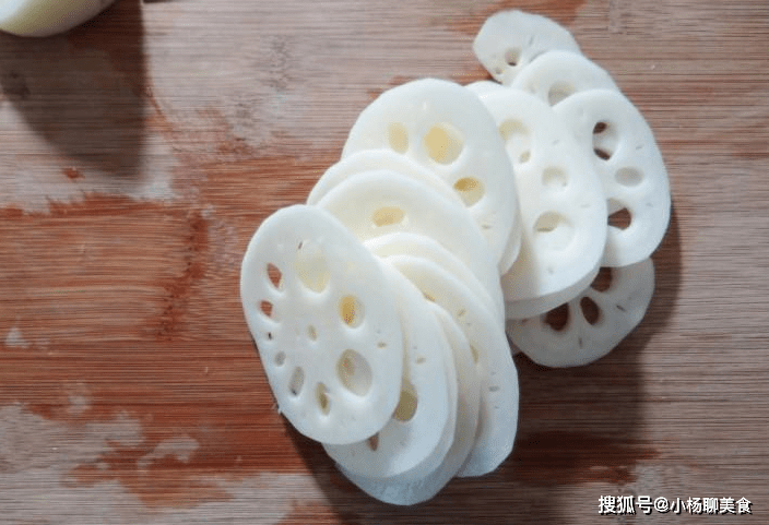 baa7ad6920e045beb5b7acd0eab6a6e3.png