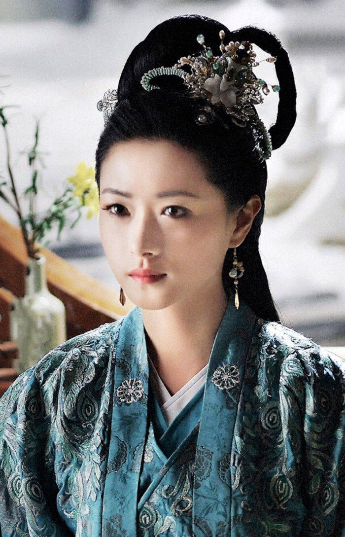 因为|古装扮相惊艳却总被忽视的女明星，宋轶仙气十足，王鸥美艳动人