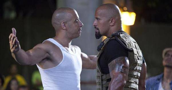 角色|全系列最差一部？《速激9》首播口碑出炉，“开车撞卫星”太雷人