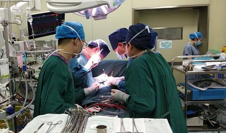 生命线|奔波在生命线上的心外人