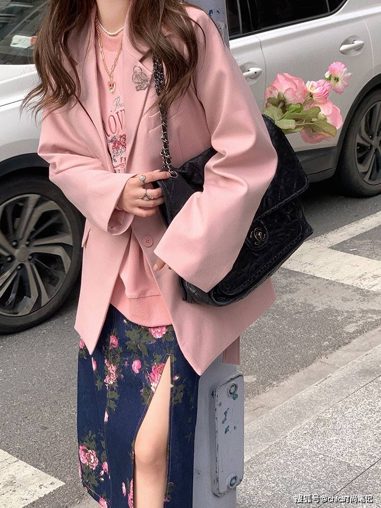 女孩子|刘亦菲的逛街状态，廓形西装加墨镜，帅气比仙气还逼人