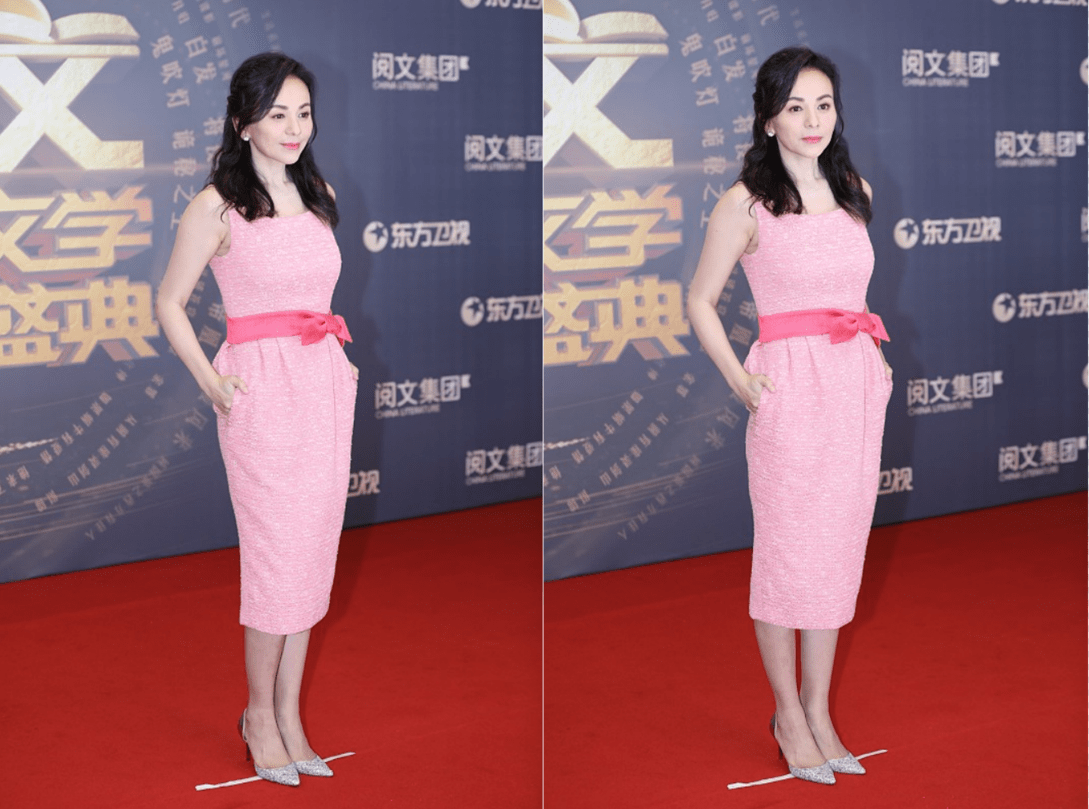 都能|人到中年能有王琳一半的气质就好了，穿黑裙配微卷发，老了也迷人