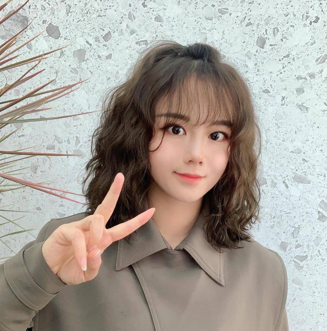 卷发|2021新年换发型就选烫卷卷，14款洋气卷发送给你，好看又时髦