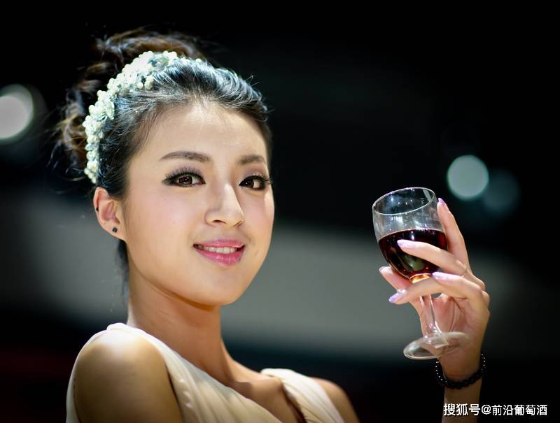 Wine|葡萄酒的历史及世界范围内葡萄酒的传播和重要的葡萄酒产区