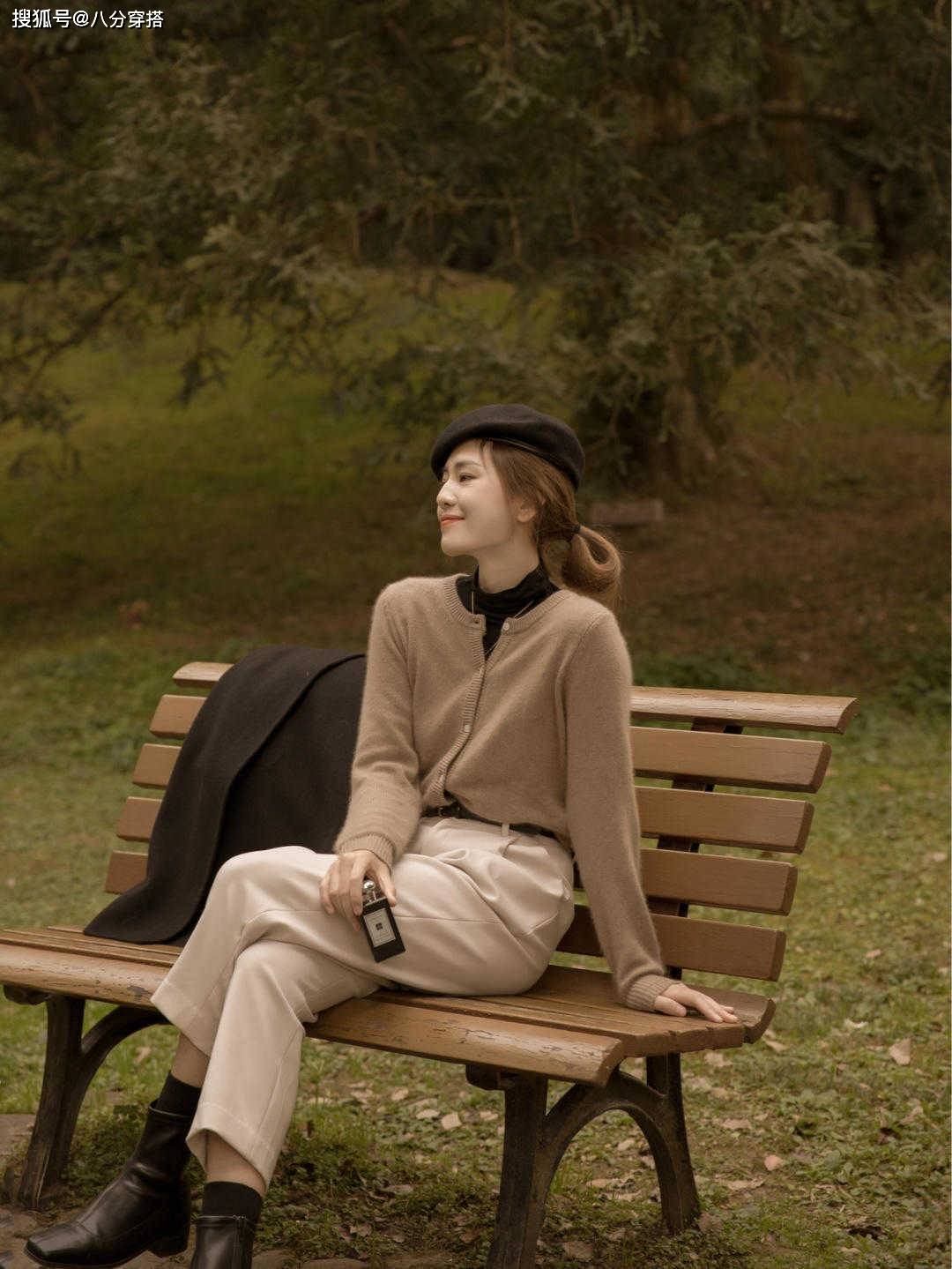 颜色|真正洋气的女人，秋季穿衣都注意这几个小细节，减龄优雅又显气质