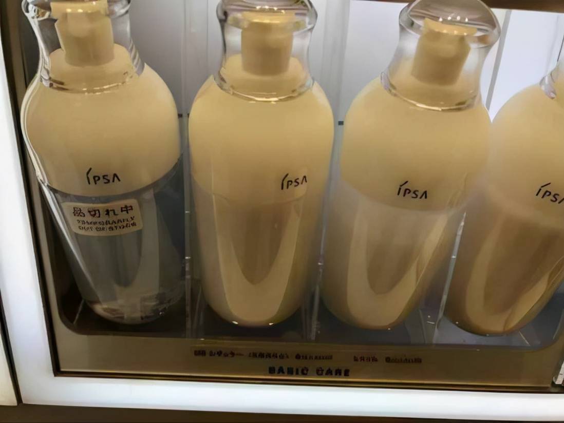 自律|保湿乳液有哪些？有效抗衰老、抗皱、抗光老化的修复乳液测评推荐