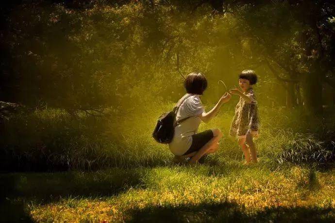 "爸妈,谢谢你们给我的高光时刻!"这五个时刻,是孩子最容易牢记一生的!