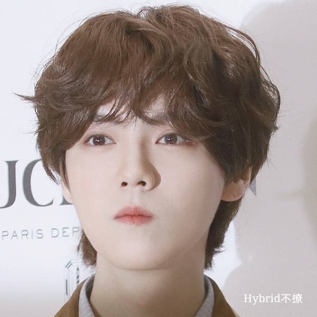 恋情|鹿晗晒新纹身，图案竟是关晓彤微博背景，看好他们走到最后吗