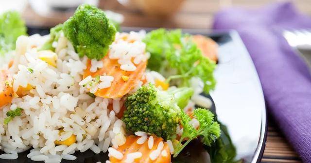 进行|“养肝的秘诀”或在于早餐,2种早餐或该远离,3种早餐或可多吃