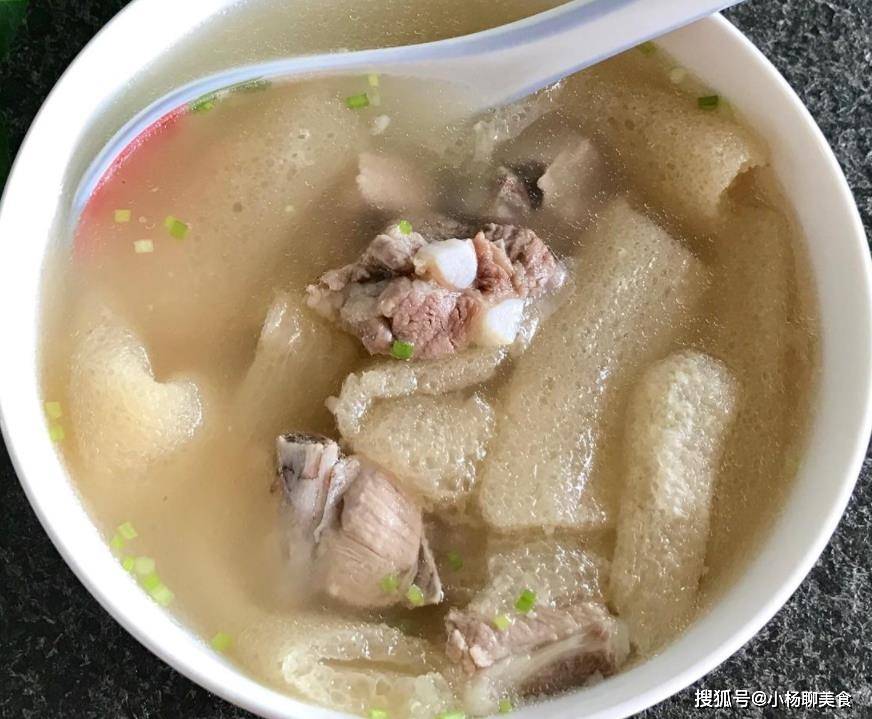 排骨汤怎么炖好喝排骨很嫩 0d70e50b4f394dc4ab5ee300e722aa21.jpeg