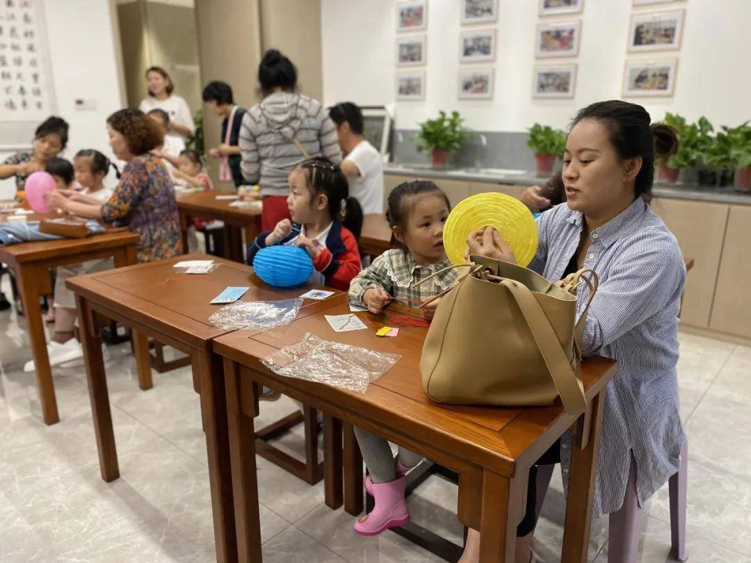 节日|吃月饼、做灯笼……航天基地这样欢度中秋佳节！