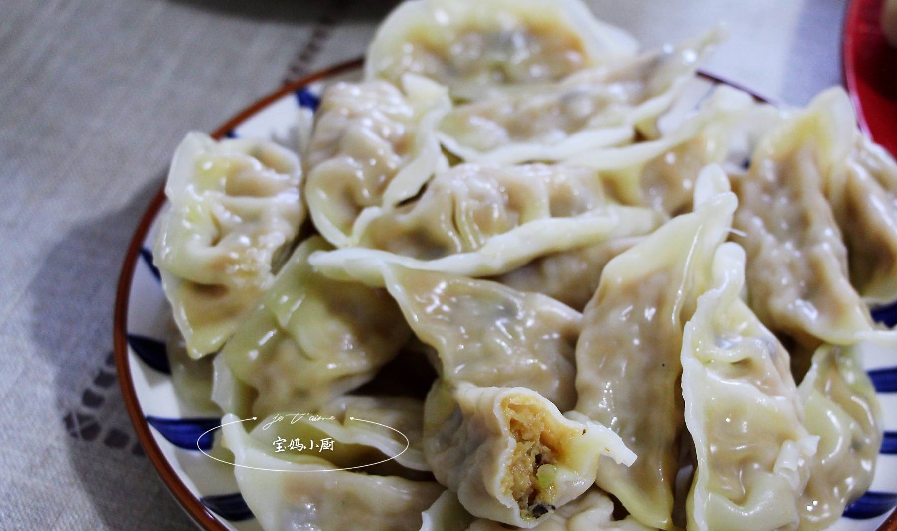 圆白菜|晒晒我家30分钟早餐，一家四口吃得嗨，网友：我家午餐都没这丰盛