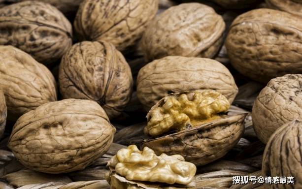 水果|有些“健康零食”要记得常让孩子吃,能帮助消化,还促进脑部发育