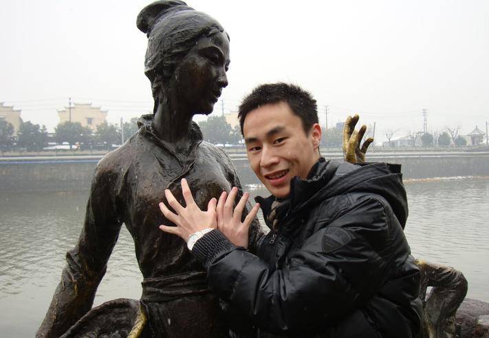 舰c排行榜_海军单舰吨位排名,055万吨大驱只能排第七,中间都还有哪些舰艇