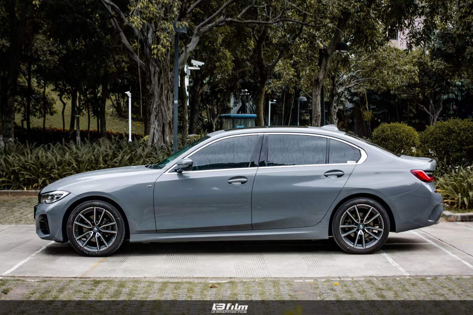 宝马bmw全车贴膜lb改色膜高亮纳多灰