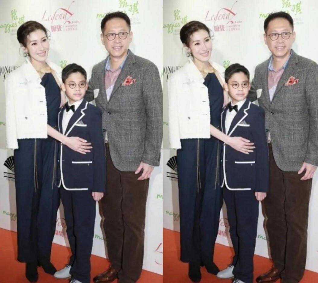 贵妇 李嘉欣嫁入豪门过上阔太生活，与儿子老公一同亮相，贵妇气质满满