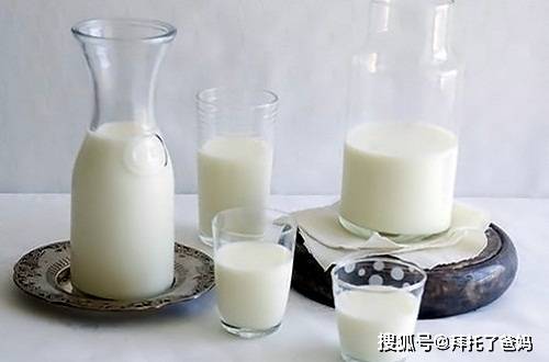 新生儿几个月可以喝鲜牛奶 f767afc6911b48d3aed15a5ab5c47327.jpeg