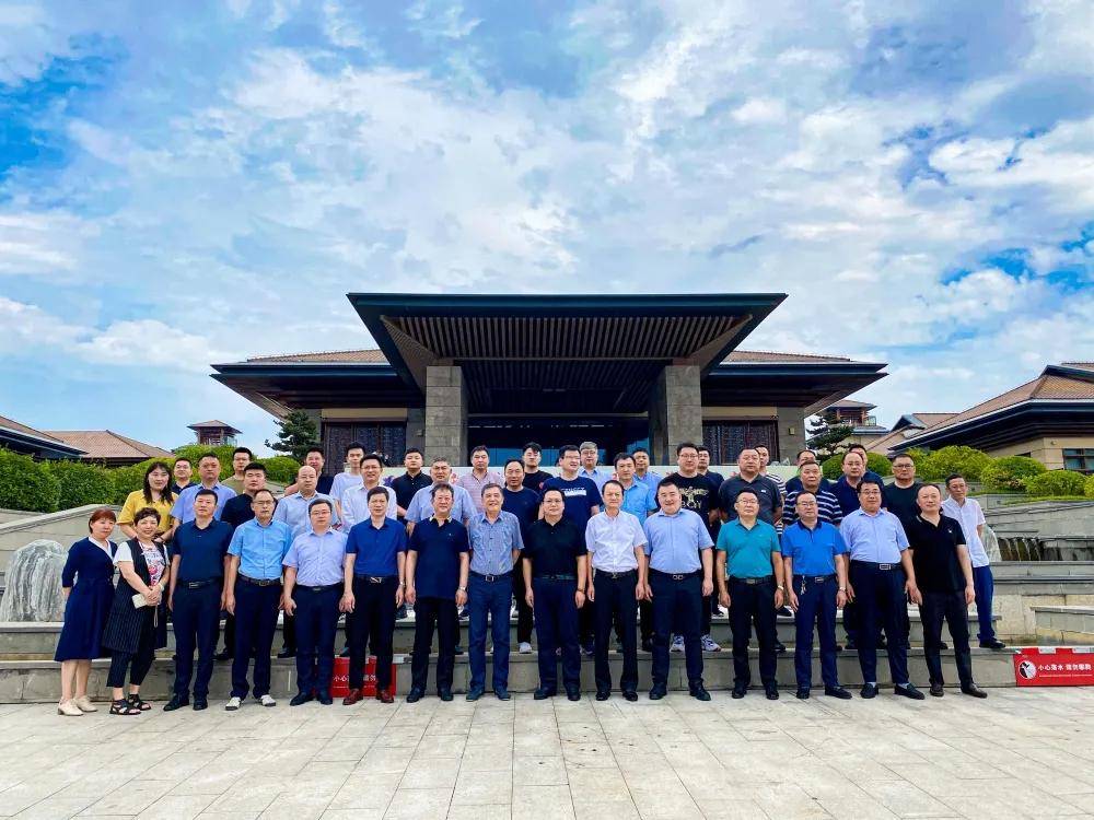 山东白酒排行_和这五个省的人喝酒要小心,因为他们的酒量排名全国前五(2)
