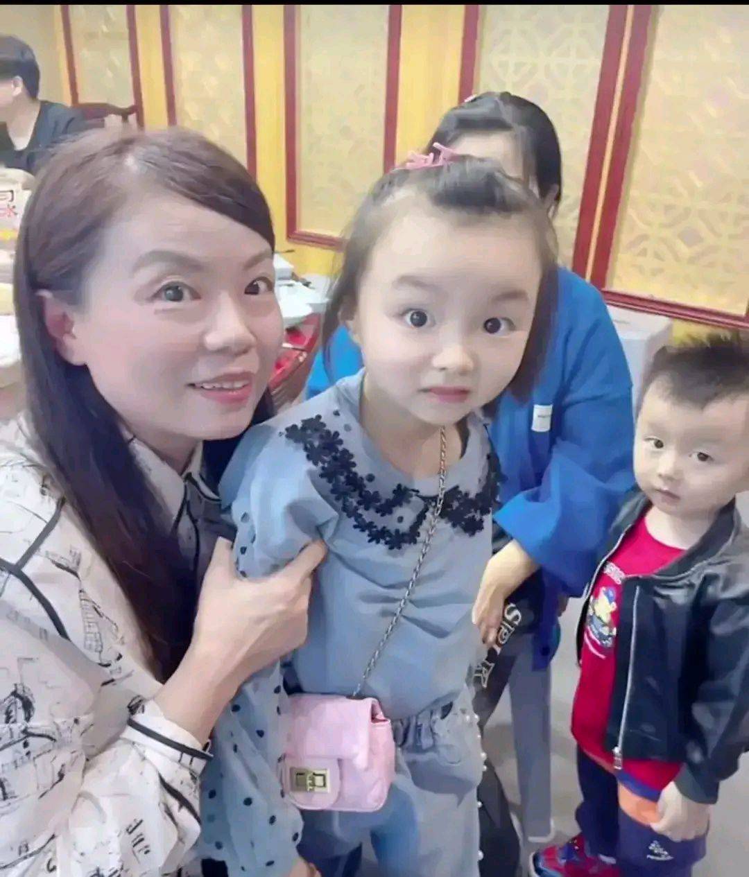 原创许敏夫妇与郭威一家提前过中秋田静儿女认潘克律师干爷爷惹争议